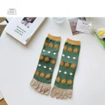 Chaussettes japonaises avec motifs colorés