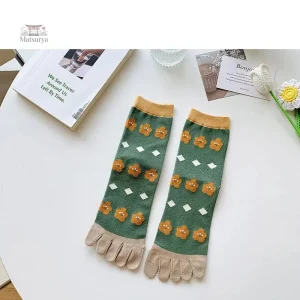 Chaussettes japonaises avec motifs colorés