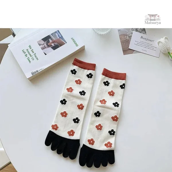 Chaussettes japonaises aux couleurs vives