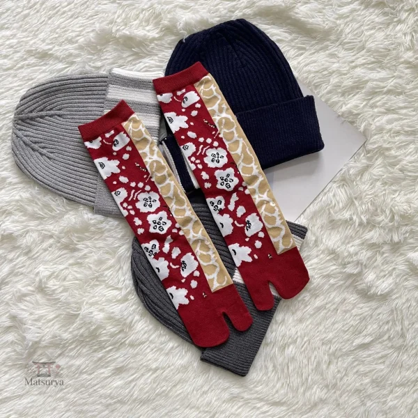 chaussettes-japonaises-fleuries-1 Chaussettes fleuries japonaises élégantes