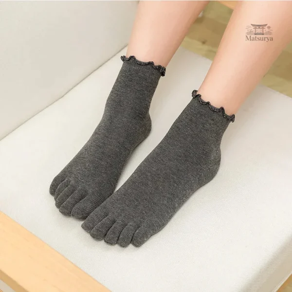 Chaussettes japonaises originales avec fronces charmantes