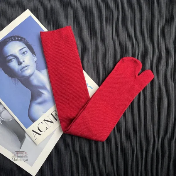 Chaussettes japonaises pour un look moderne