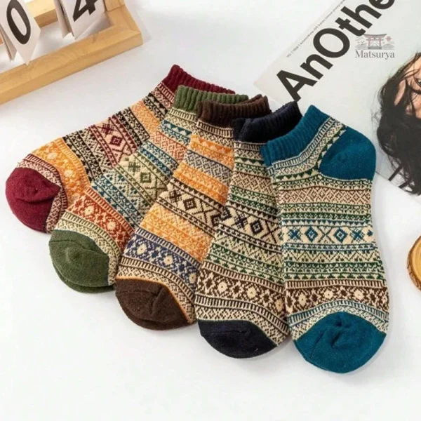 Chaussettes Japonaises avec motifs hivernaux