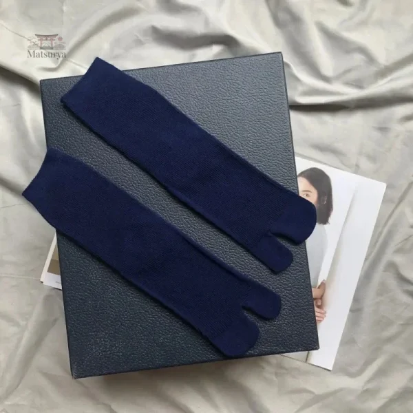 Chaussettes Tabi colorées, parfaites pour toute occasion