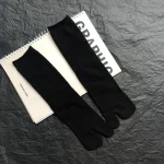 Chaussettes japonaises Tabi aux couleurs variées