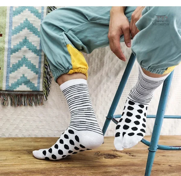 Chaussettes japonaises Tabi pour toutes saisons