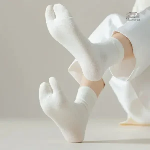 Chaussettes Tabi Uni Blanche pour un style japonais élégant