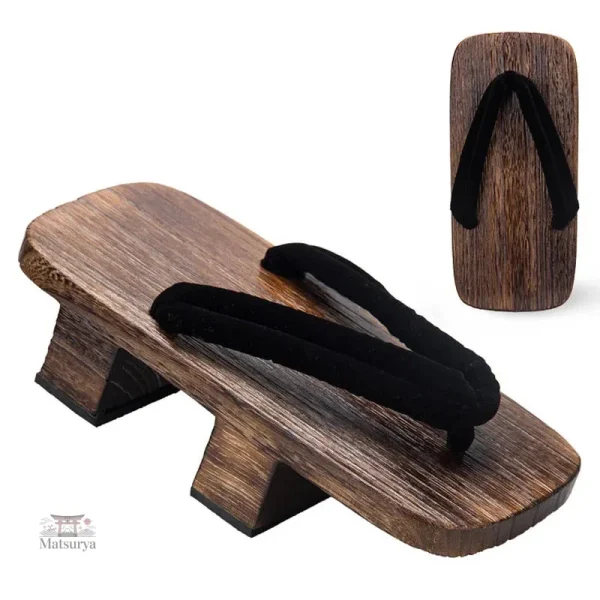 Geta japonais, chaussure traditionnelle pour l'été