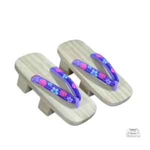Geta en bois avec lanières confortables