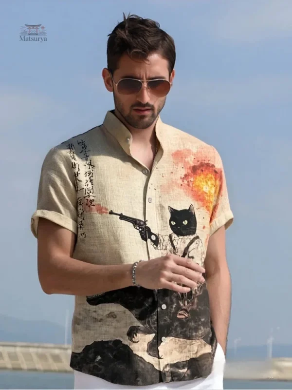 Mode japonaise : chemise rétro avec motif félin