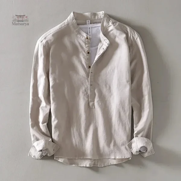 Chemise moderne inspirée de la mode japonaise