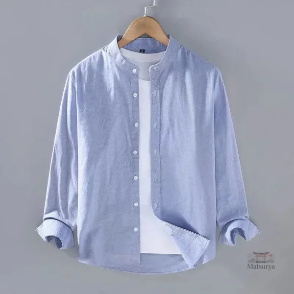 Chemise japonaise avec coupe moderne et intemporelle