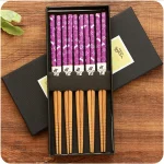 Baguettes en bambou, accessoire de table japonais