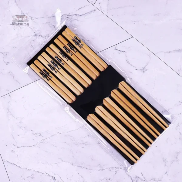 Ensemble de baguettes japonaises en bambou