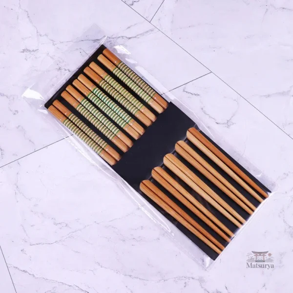 Coffret élégant de baguettes en bambou