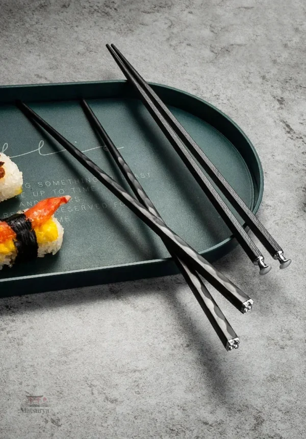Vaisselle Japonaise : ensemble de baguettes raffinées