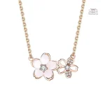Collier élégant avec design floral japonais