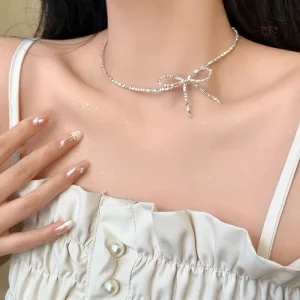 Collier Japonais Nœud élégant et traditionnel