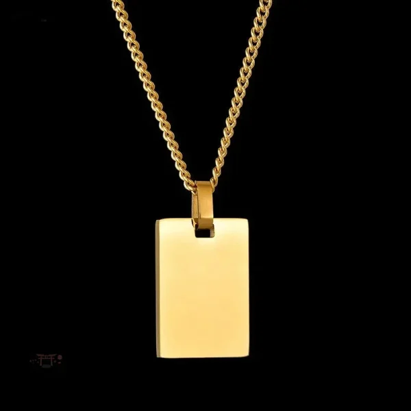 Collier japonais avec symbole gravé