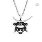Élégant collier Tête de mort style oriental