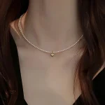 Accessoire de mode : collier japonais classique