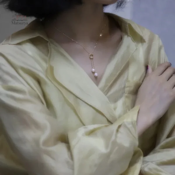 Collier Japonais avec pompon et perles