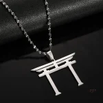 Collier inspiré des temples japonais, design Torii