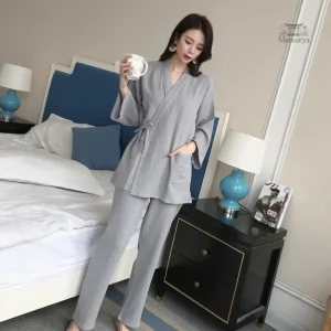 Pyjama japonais femme élégant et confortable