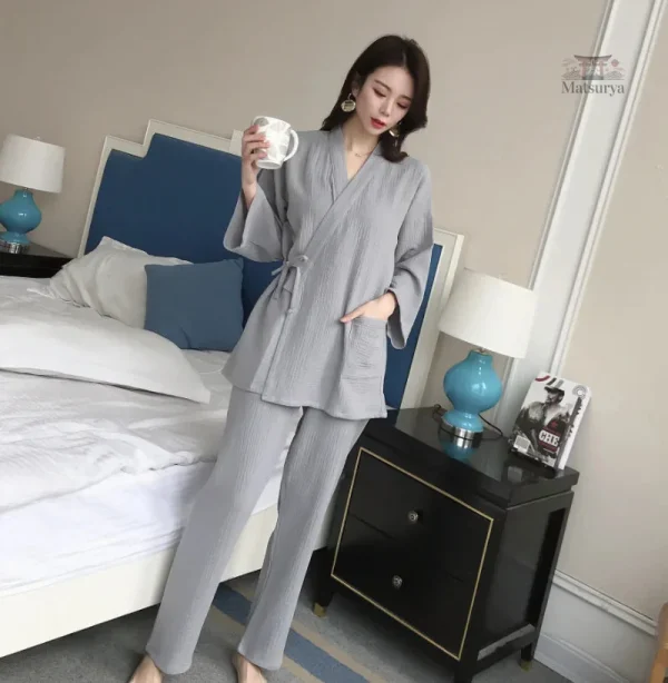 Pyjama japonais femme élégant et confortable