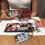 Coque iPhone avec design chat porte-bonheur japonais