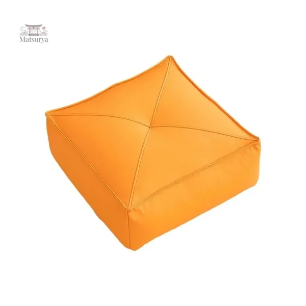 Confortable coussin de sol japonais design épuré