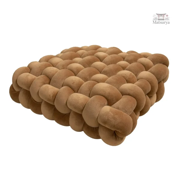 Coussin de sol japonais aux textures douces