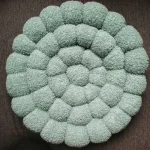 Coussin tissé avec motifs inspirés du Japon
