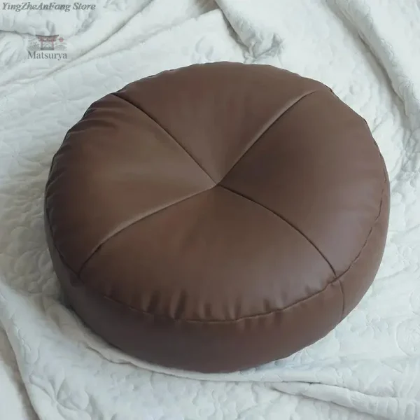 Coussin Japonais avec esthétique minimaliste