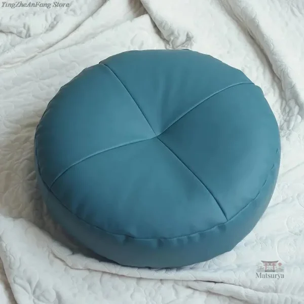 Coussin au design japonais contemporain