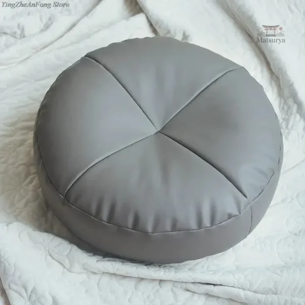 Coussin aux influences japonaises modernes