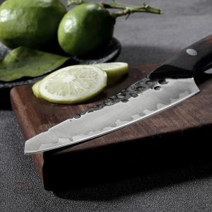 Couteau japonais, design traditionnel et tranchant exceptionnel