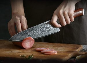 Couteau de chef japonais, idéal pour la préparation culinaire
