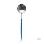 Design moderne pour couverts japonais bleus