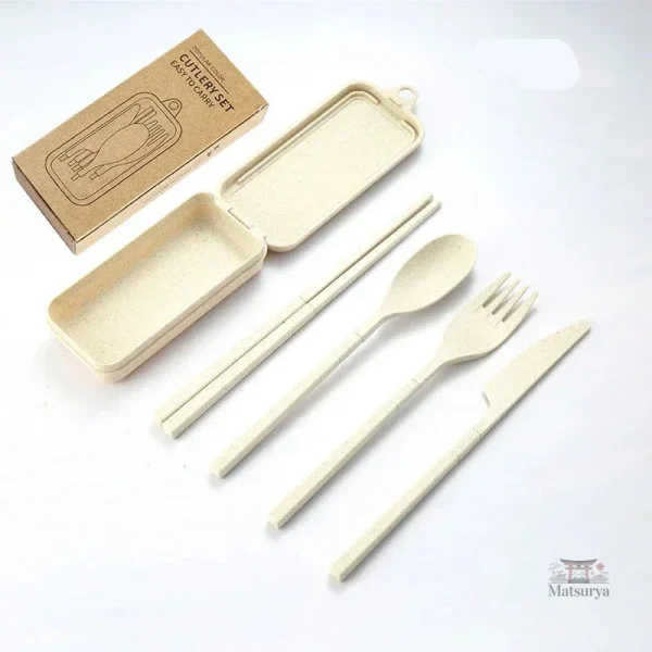 Accessoires de cuisine japonais pour repas nomades