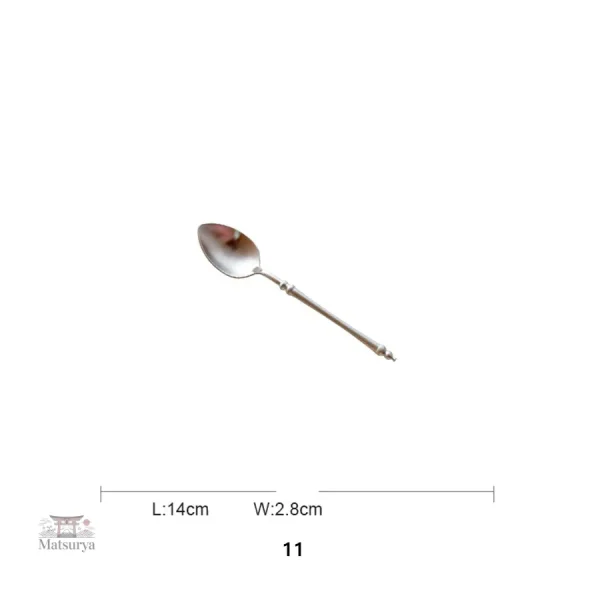 Couvert japonais en inox pour une cuisine asiatique
