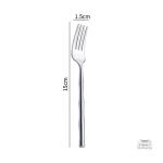 Couverts en inox pour une expérience culinaire japonaise
