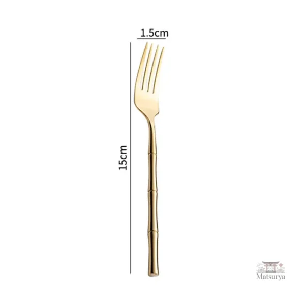 Couverts en inox au design inspiré du bambou