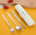 Couvert japonais portable en design pratique
