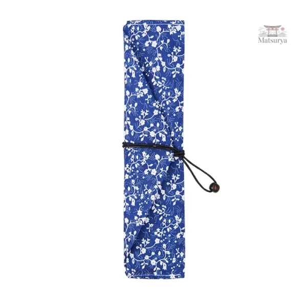 Accessoires de cuisine japonais en bois bleu
