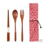 Couverts de voyage en bois, design japonais rose