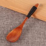 Cuillère à riz artisanale pour repas japonais