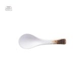 Élégante cuillère japonaise pour plats chauds