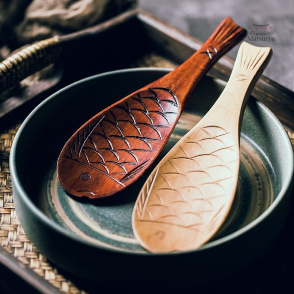 Ensemble de cuillères japonaises pour repas authentiques