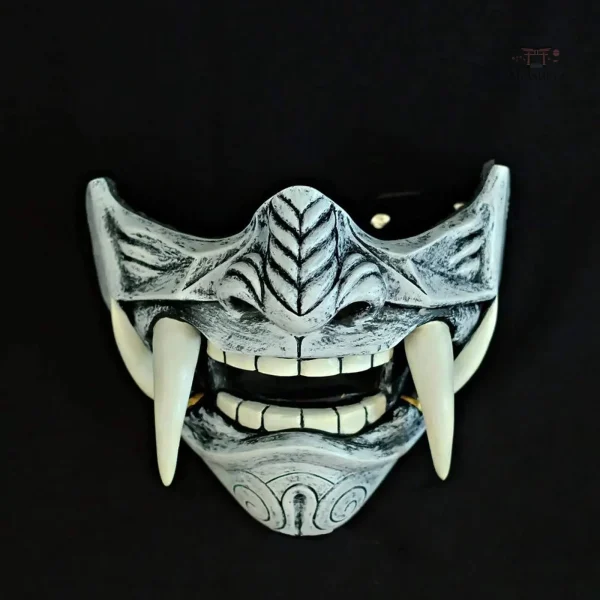 demi-masque-demon-japonais-1 Demi masque démon japonais en style traditionnel
